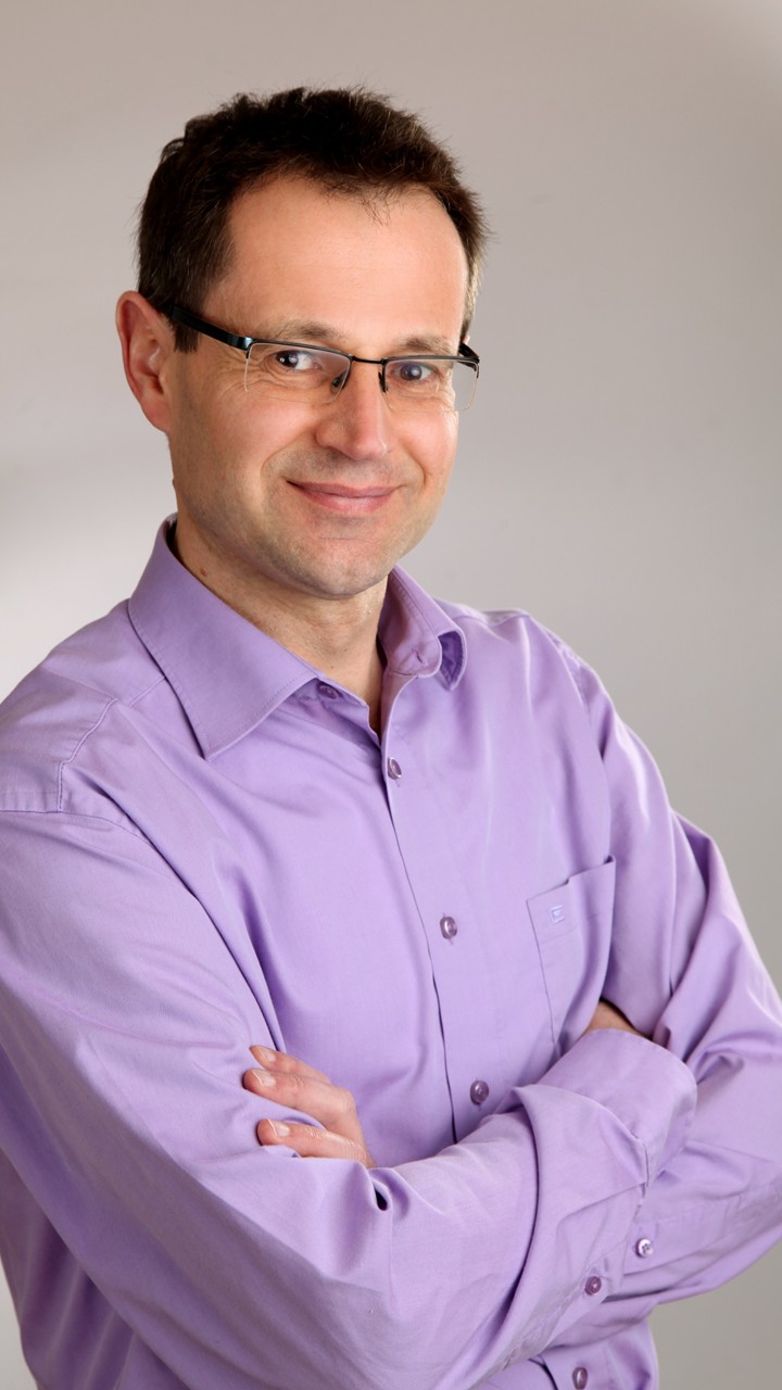 Portraitfoto von Prof. Michael Müller, Foto Müller